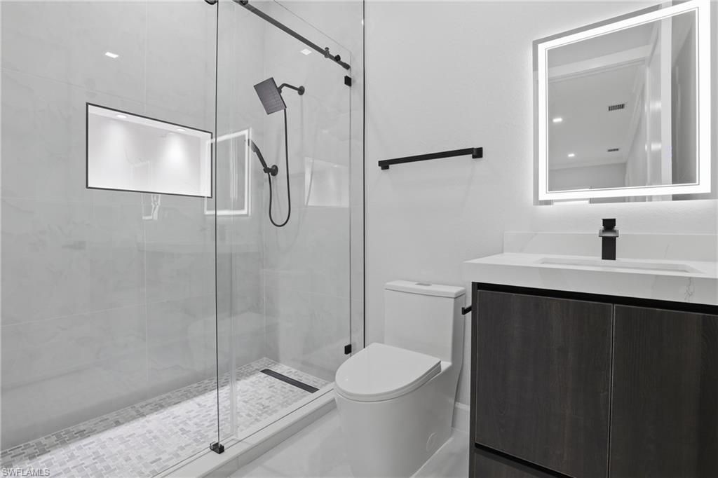Image 29 of property listing at 120 SW 9th AVE, Cape Coral, FL 33991