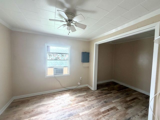 131 Jefferson St, Golden Meadow, LA 70357