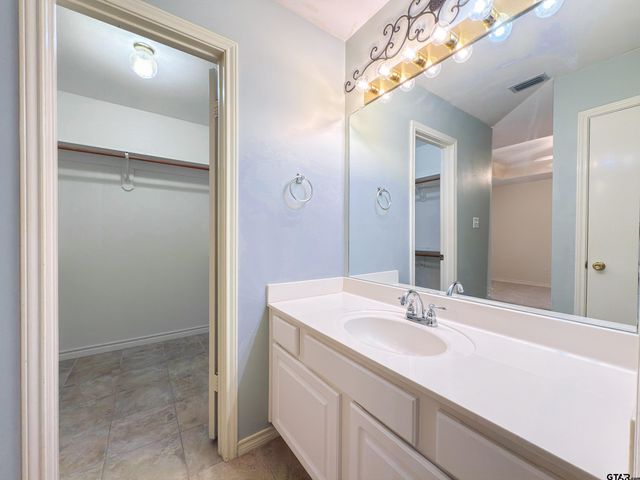 1202 Rice Rd, #112, Tyler, TX 75703