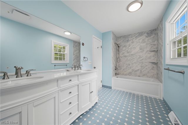 540 Fox Run Trail, Aurora, OH 44202