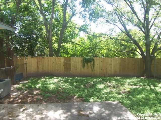 4514 SLAYDEN DR, San Antonio, TX 78228