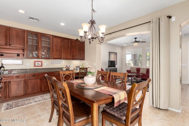 13985 E Cheavront Loop, Vail, AZ 85641