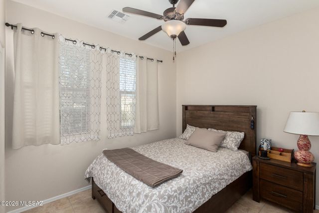 13985 E Cheavront Loop, Vail, AZ 85641