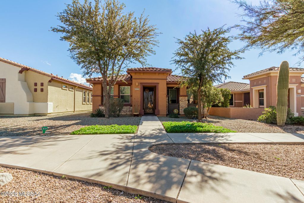 13985 E Cheavront Loop, Vail, AZ 85641