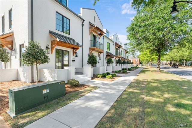 2209 Paul W Bryant, Tuscaloosa, AL 35401