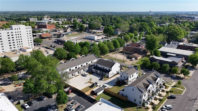 2209 Paul W Bryant, Tuscaloosa, AL 35401