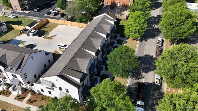2209 Paul W Bryant, Tuscaloosa, AL 35401