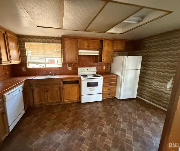 6201 Victor Street C, Bakersfield, CA 93308