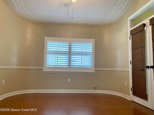 596 Lake Ashley Circle, Melbourne, FL 32904