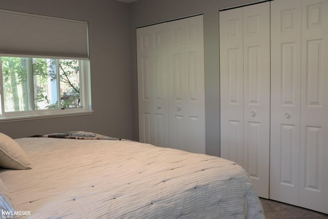 521 W River Court, Gladwin, MI 48624
