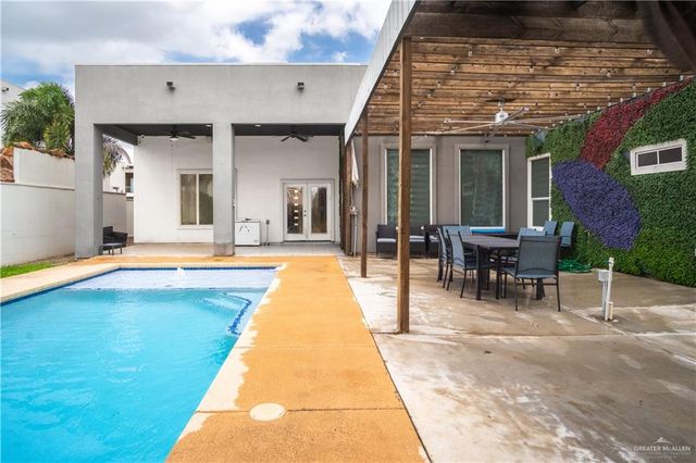 1103 Glenwood Avenue, Mission, TX 78572