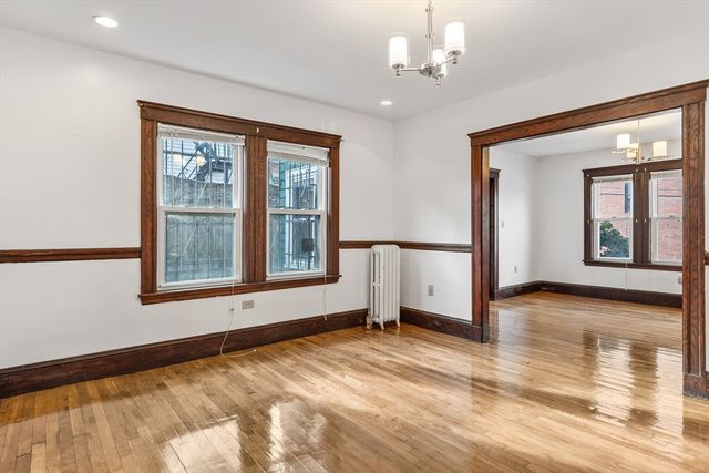 28 Sunset St 28, Boston, MA 02120