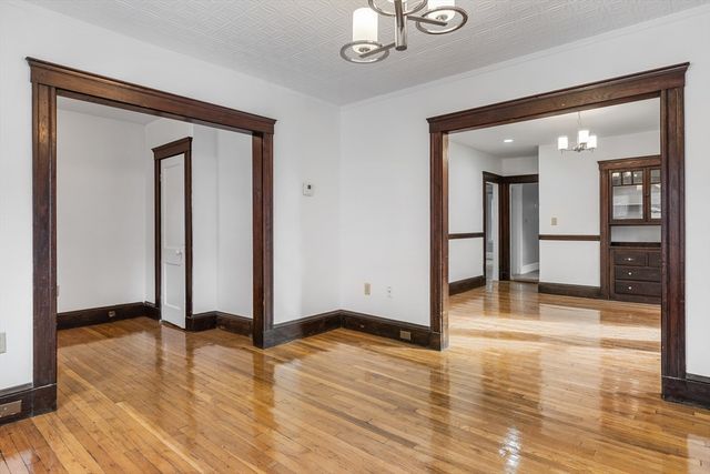 28 Sunset St 28, Boston, MA 02120