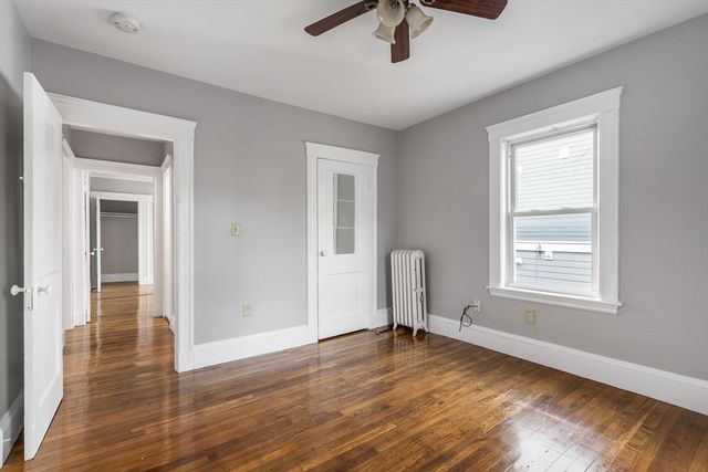 28 Sunset St 28, Boston, MA 02120