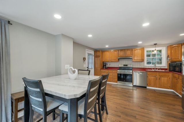 25 Briar Cliff Drive, Milford, NH 03055