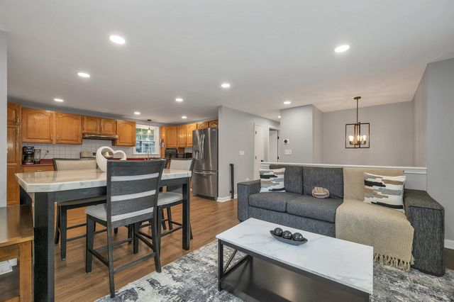 25 Briar Cliff Drive, Milford, NH 03055