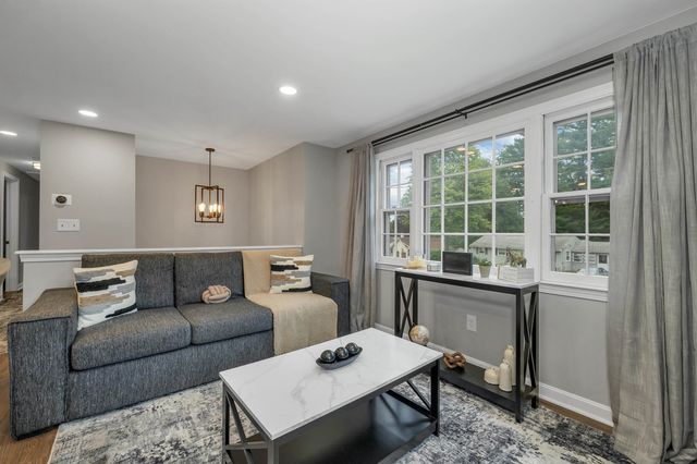 25 Briar Cliff Drive, Milford, NH 03055