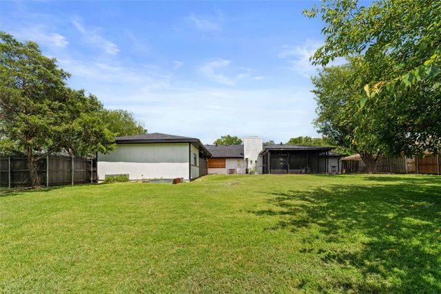 1403 Carriage Lane, Garland, TX 75043