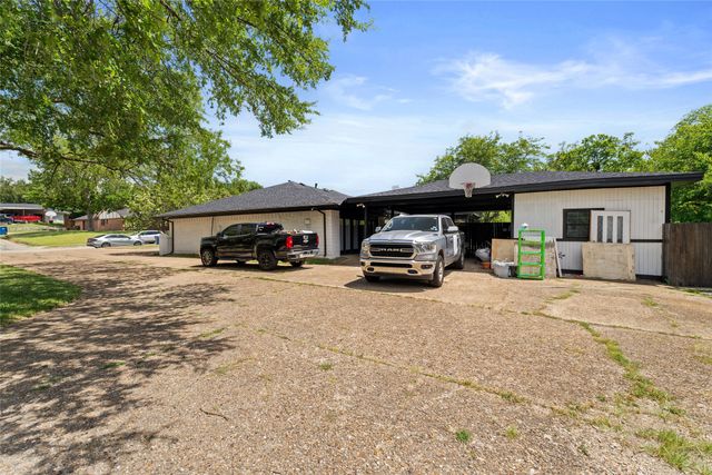 1403 Carriage Lane, Garland, TX 75043