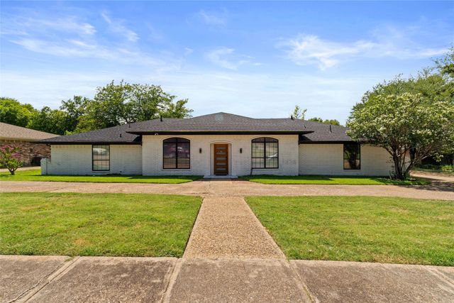 1403 Carriage Lane, Garland, TX 75043