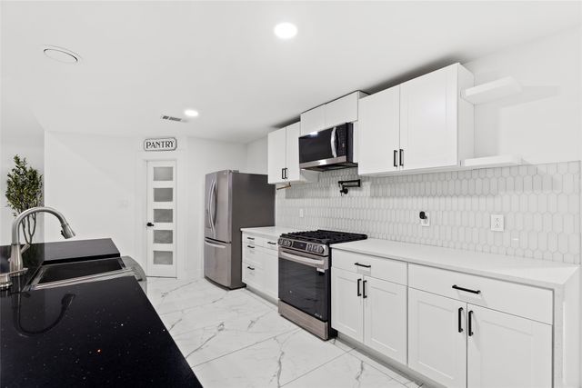 1403 Carriage Lane, Garland, TX 75043