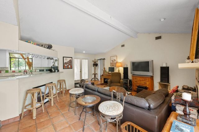 9820 Timber Ridge PASS, Austin, TX 78733