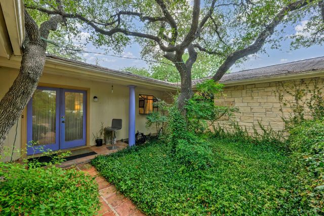 9820 Timber Ridge PASS, Austin, TX 78733