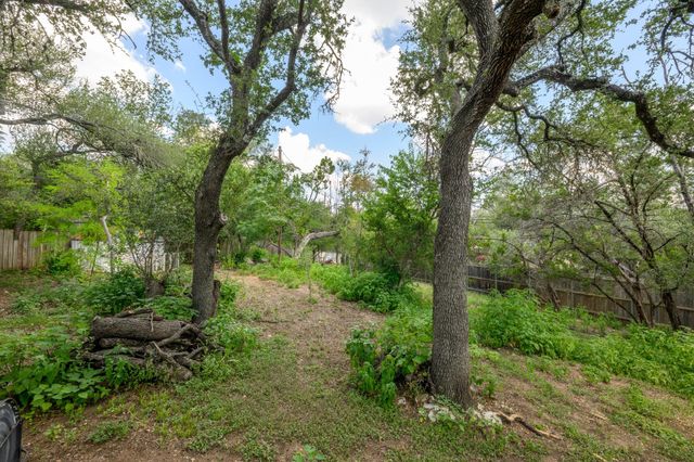 9820 Timber Ridge PASS, Austin, TX 78733