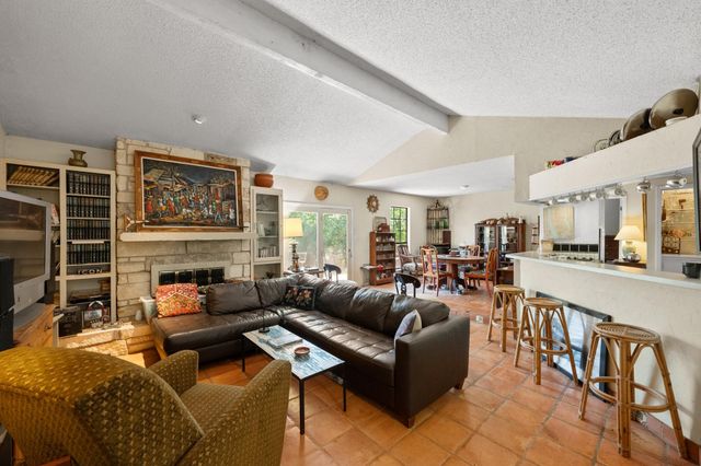 9820 Timber Ridge PASS, Austin, TX 78733
