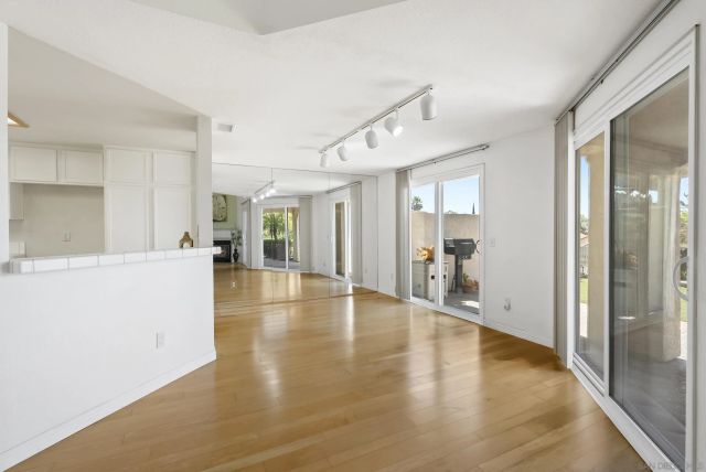 1749 Sawgrass Glen, Escondido, CA 92026