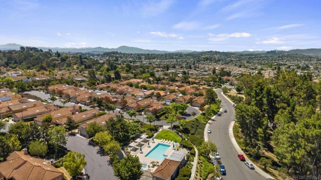 1749 Sawgrass Glen, Escondido, CA 92026