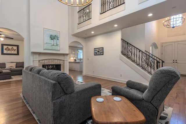 3077 POPLAR GROVE LN, Germantown, TN 38139