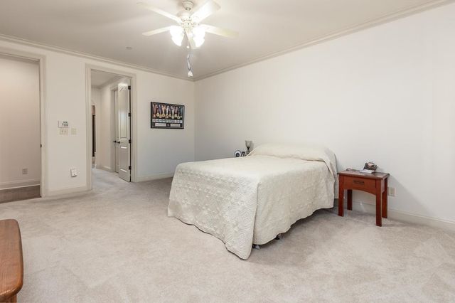 3077 POPLAR GROVE LN, Germantown, TN 38139