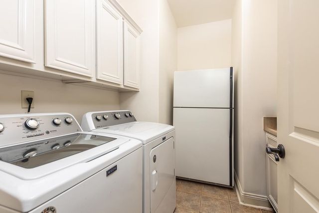 3077 POPLAR GROVE LN, Germantown, TN 38139