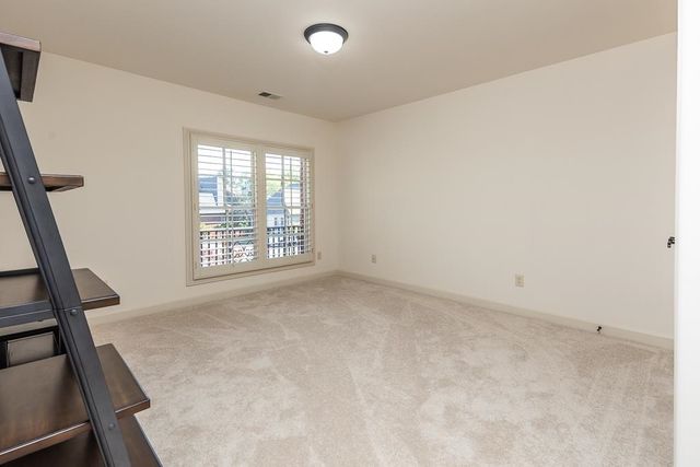 3077 POPLAR GROVE LN, Germantown, TN 38139