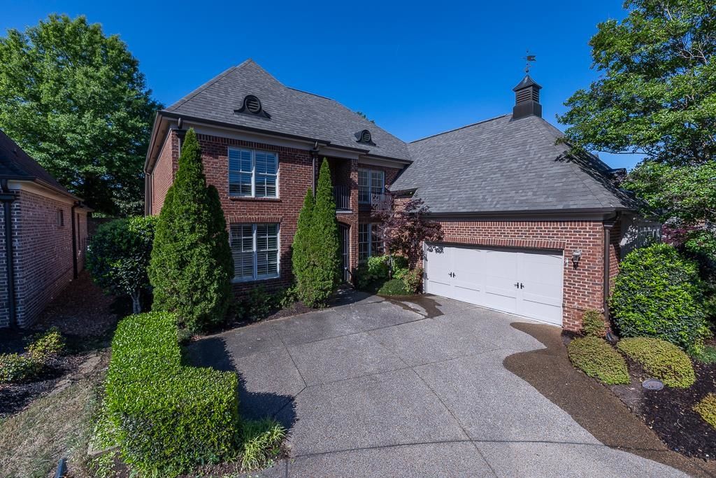 3077 POPLAR GROVE LN, Germantown, TN 38139