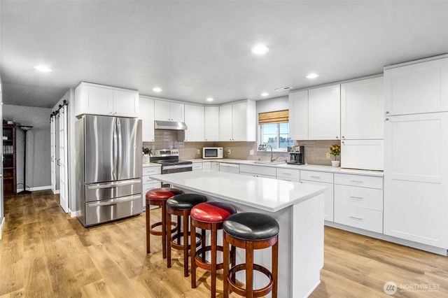 1407 S Husky Drive, Moses Lake, WA 98837