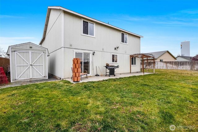 1407 S Husky Drive, Moses Lake, WA 98837