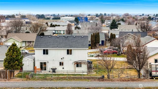 1407 S Husky Drive, Moses Lake, WA 98837