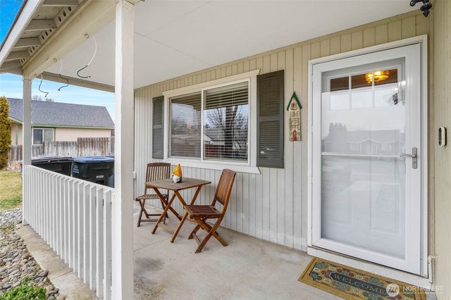 1407 S Husky Drive, Moses Lake, WA 98837