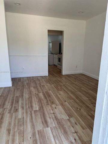 5019 NE 19th Ter, Pompano Beach, FL 33064