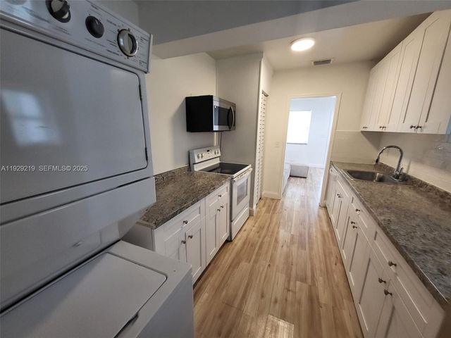 5019 NE 19th Ter, Pompano Beach, FL 33064