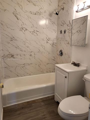 5019 NE 19th Ter, Pompano Beach, FL 33064