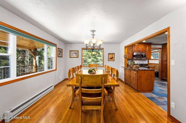 19503 E HAYDEN LAKE RD, Hayden, ID 83835