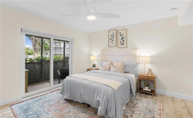 788 Park Shore DR # F17, Naples, FL 34103
