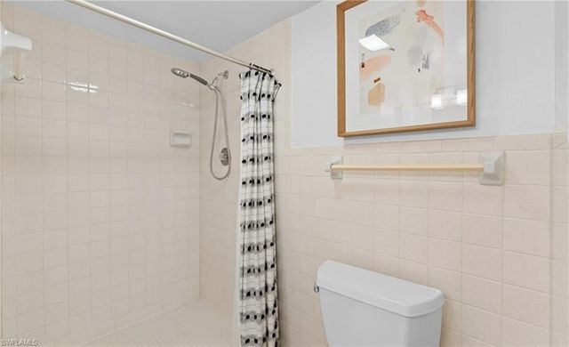 788 Park Shore DR # F17, Naples, FL 34103