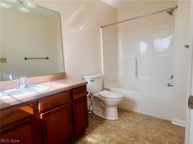 1963 E 85th Street, Cleveland, OH 44106