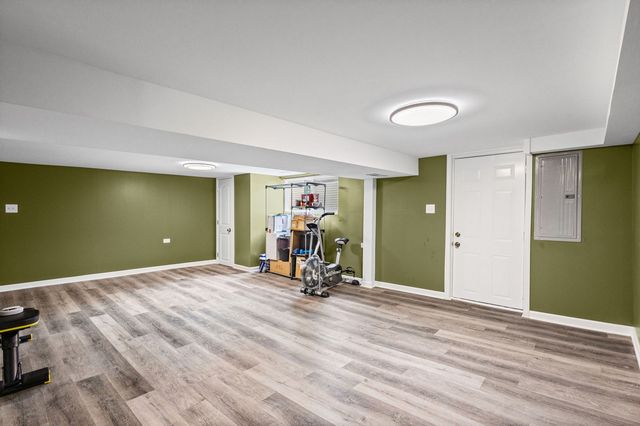 15332 Kenton Avenue, Oak Forest, IL 60452