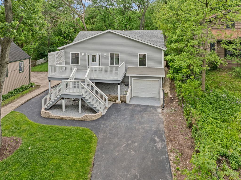 15332 Kenton Avenue, Oak Forest, IL 60452