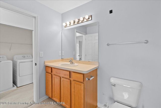 625 Nantucket Drive, Lansing, MI 48906